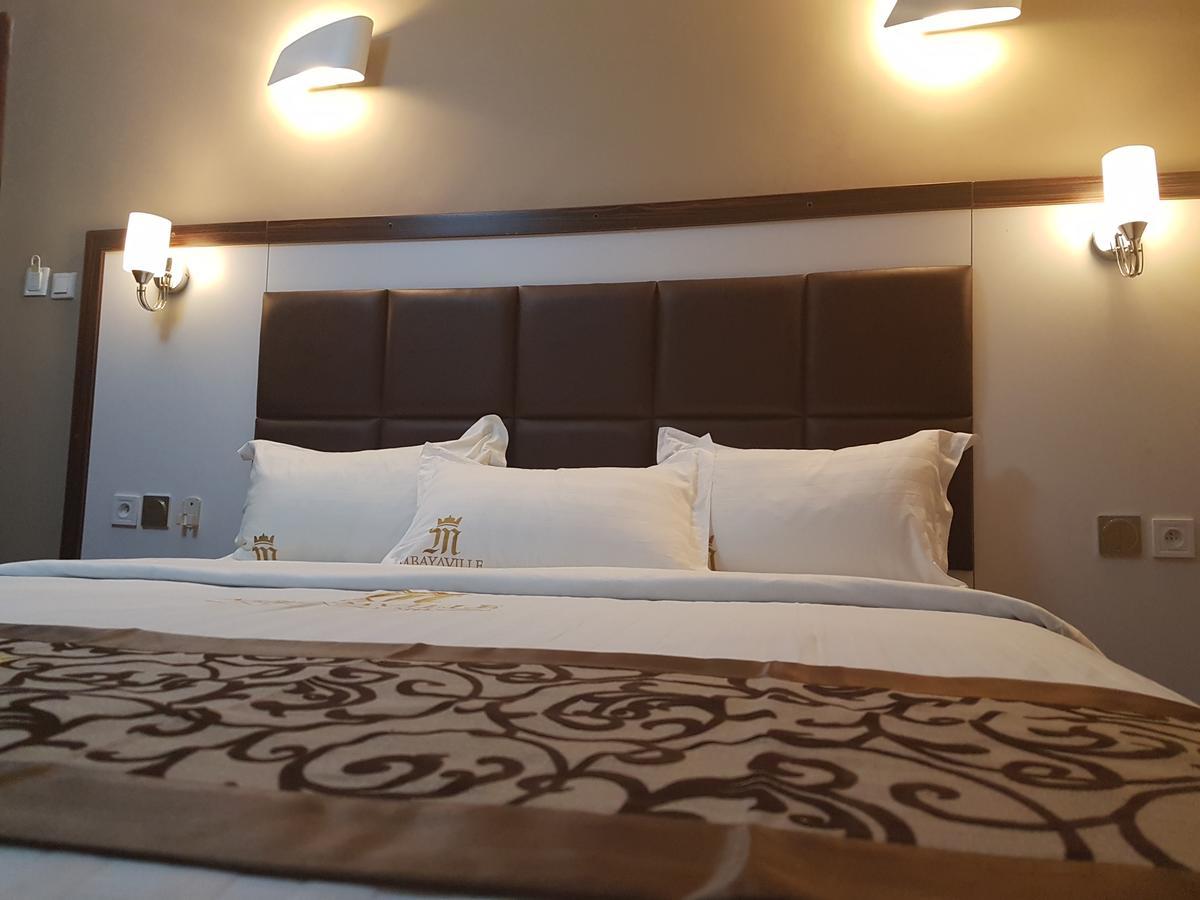 Mbayaville Hotel 두알라 외부 사진