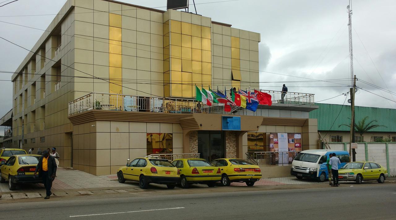 Mbayaville Hotel 두알라 외부 사진