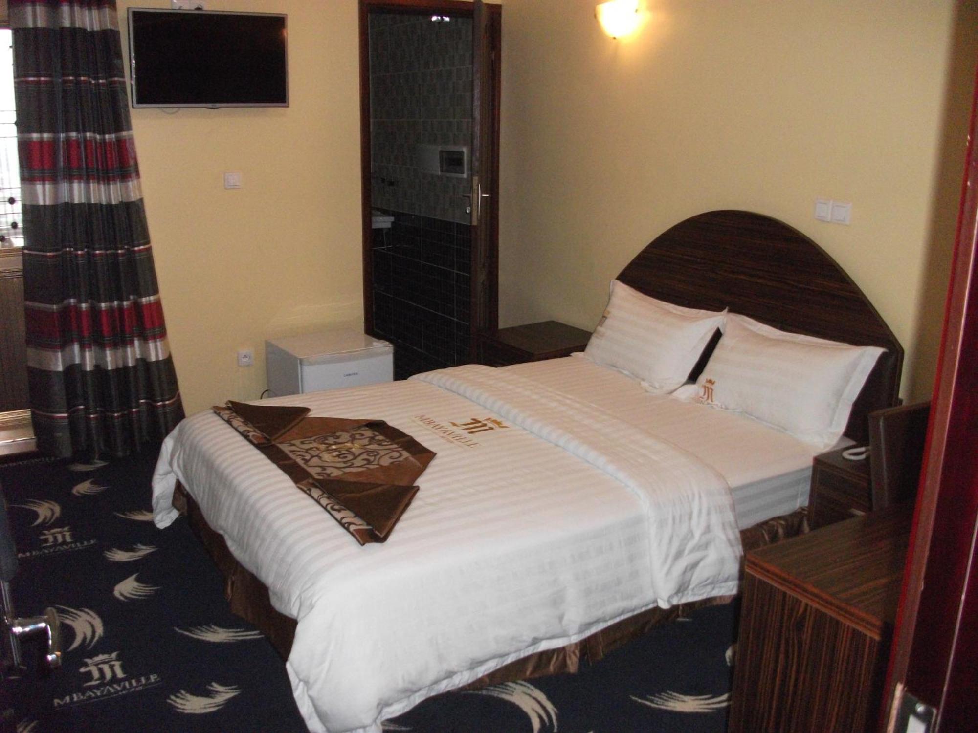 Mbayaville Hotel 두알라 외부 사진